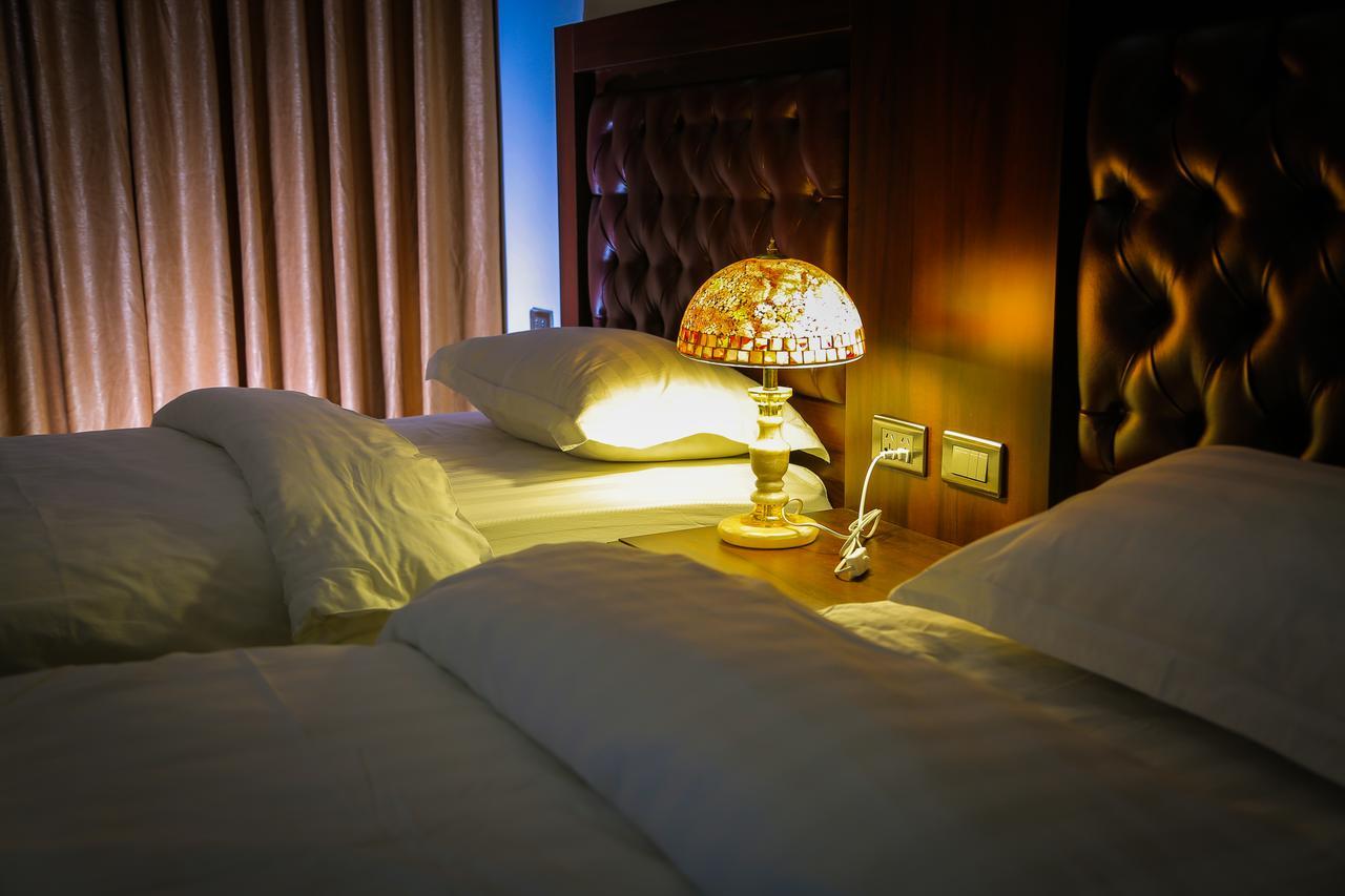 Qaser Al-Sultan Hotel Suites アンマン エクステリア 写真